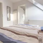 With 2 Bedrooms Semesterbostad *