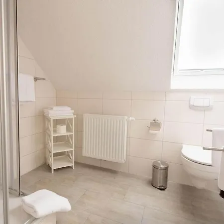 With 2 Bedrooms Prázdninový dům *