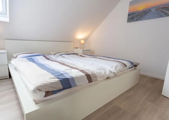 With 2 Bedrooms Semesterbostad Norddeich (Norden)